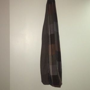Infinity scarf